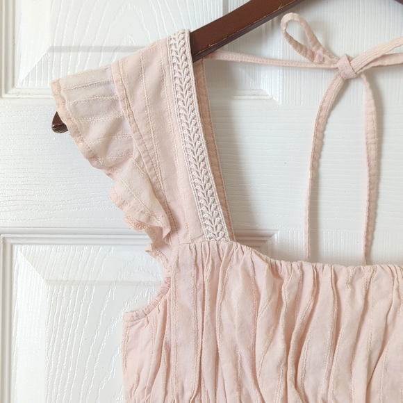 MINKPINK Kelsy Ruched & Textured Flutter Sleeve Square Neck Cropped Top Pink XS - Picture 3 of 11